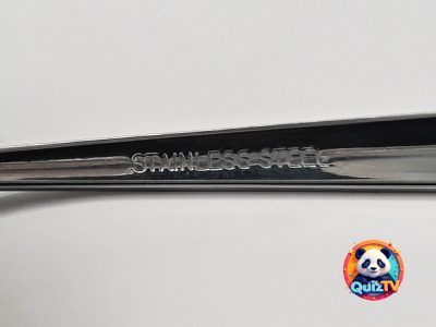 Rozsdamentes acél pandás kanál gravírozott panda mintával